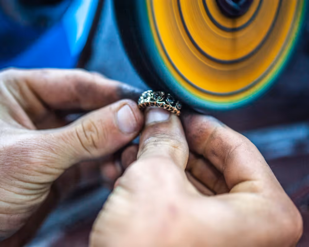 Invisible Craftsmanship: The Precision Behind Fine Jewelry Settings